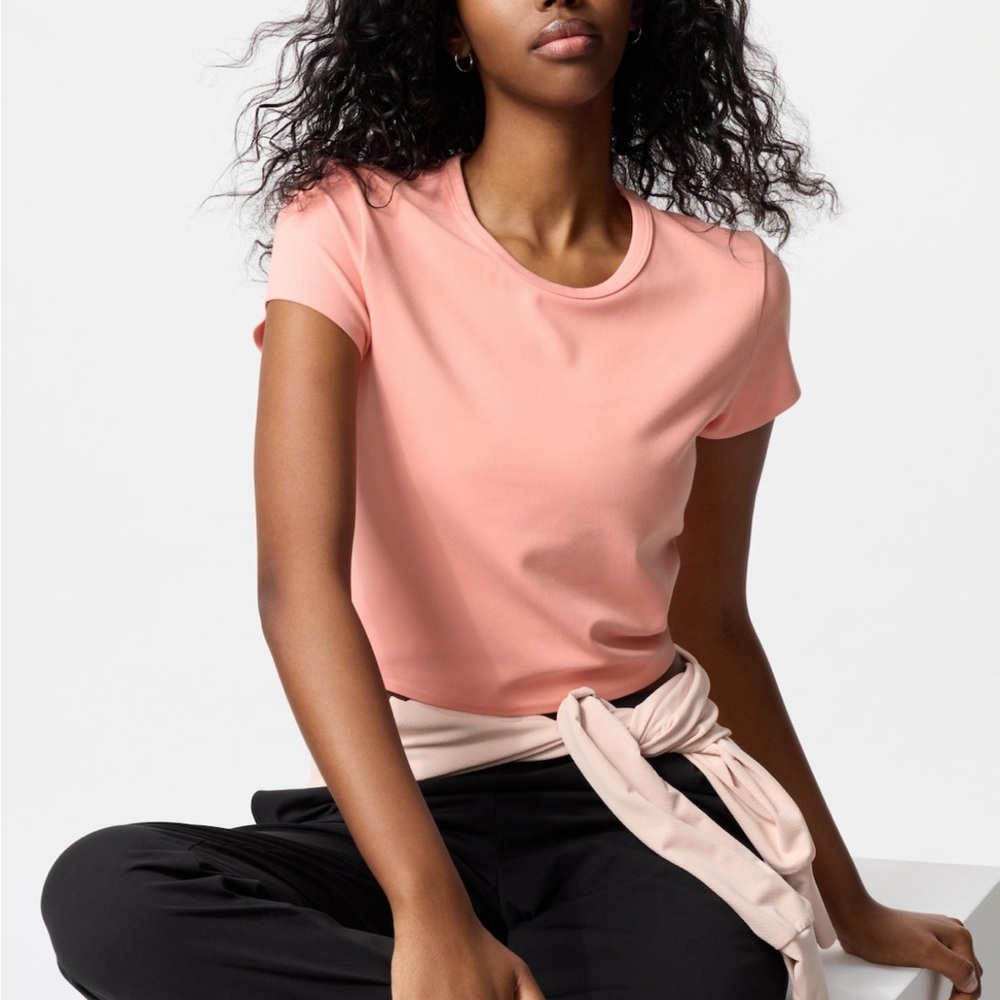 Activewear Set: Uniqlo Arism Cropped Top and Skort
